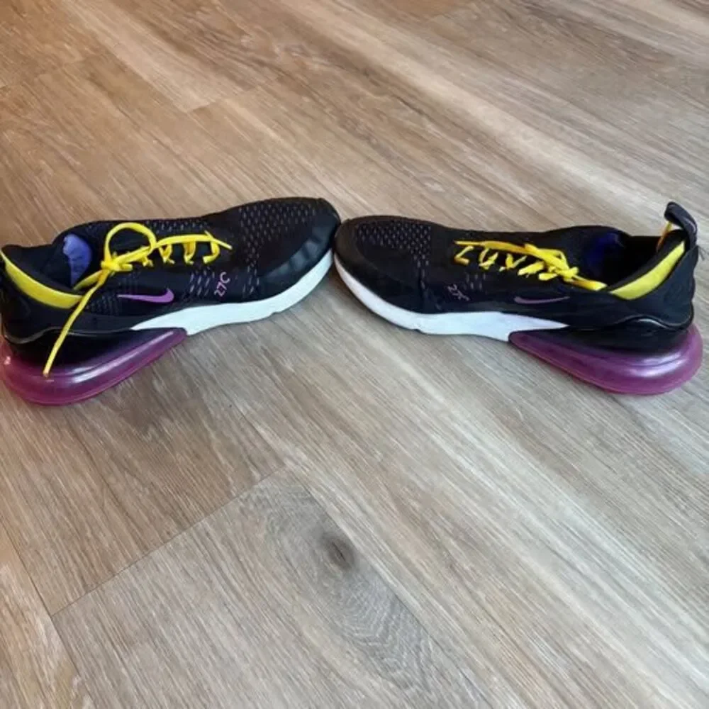 Nike Air Max 270 Size 10.5